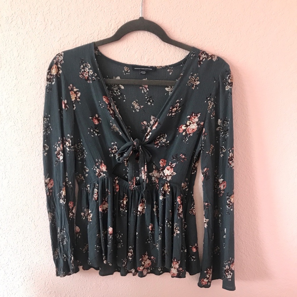 American Eagle Outfitters Floral Tie Up Blouse